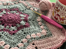 Load image into Gallery viewer, 6-Day Sweetheart and Sweetheart Star Blanket Pattern Bundle
