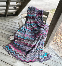 Load image into Gallery viewer, 6-Day Beach House Blanket Crochet Pattern by Betty McKnit
