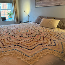 Load image into Gallery viewer, 6-Day Eras-Inspired Superstar Blanket - Crochet Pattern by Betty McKnit
