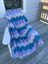 Load image into Gallery viewer, 6-Day Blanket Bundle - Six Classic Crochet Patterns by Betty McKnit
