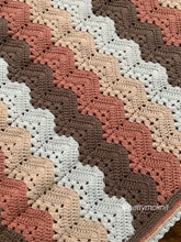 Load image into Gallery viewer, 6-Day Viral Kid Blanket - Crochet Pattern
